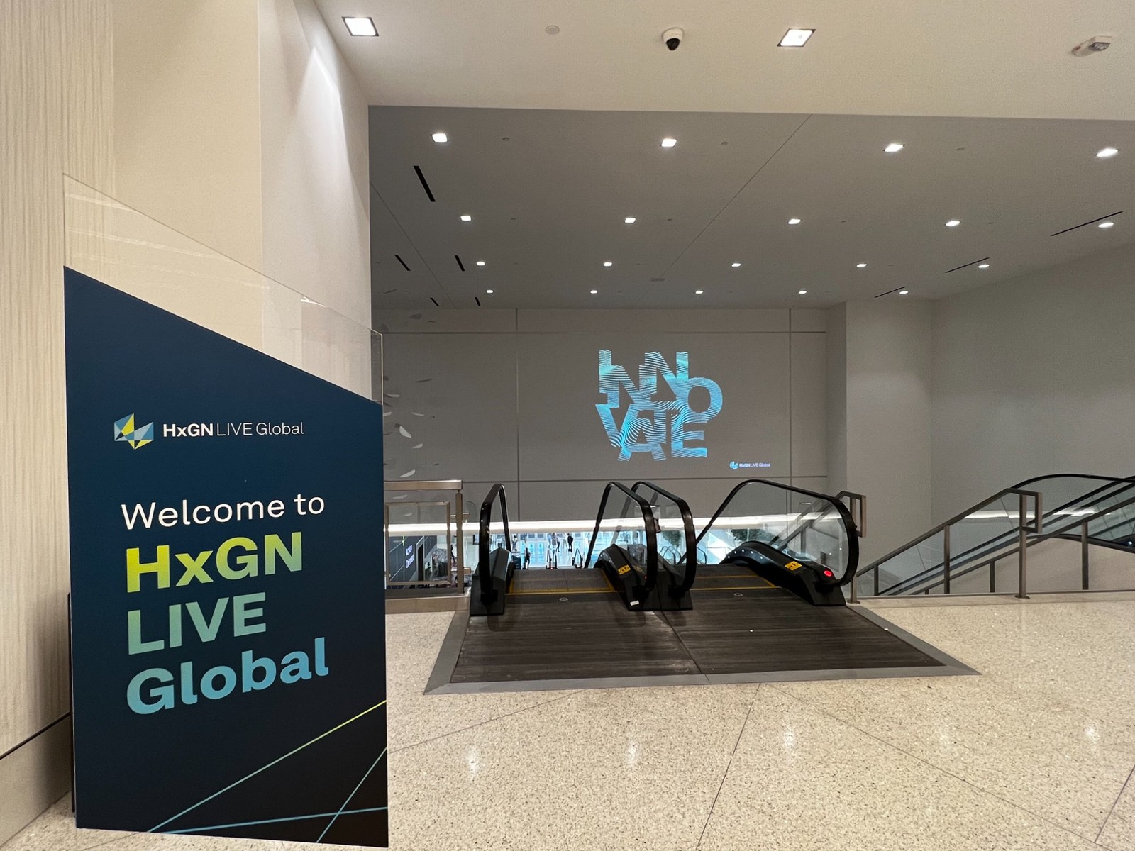 Welcome to HxGN LIVE Global signage